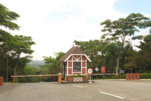 Entrance of Crosswinds Tagaytay